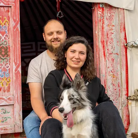 Insolites A La Ferme - Yourte, Kota Ou Pod Vakantiehuis Farbus